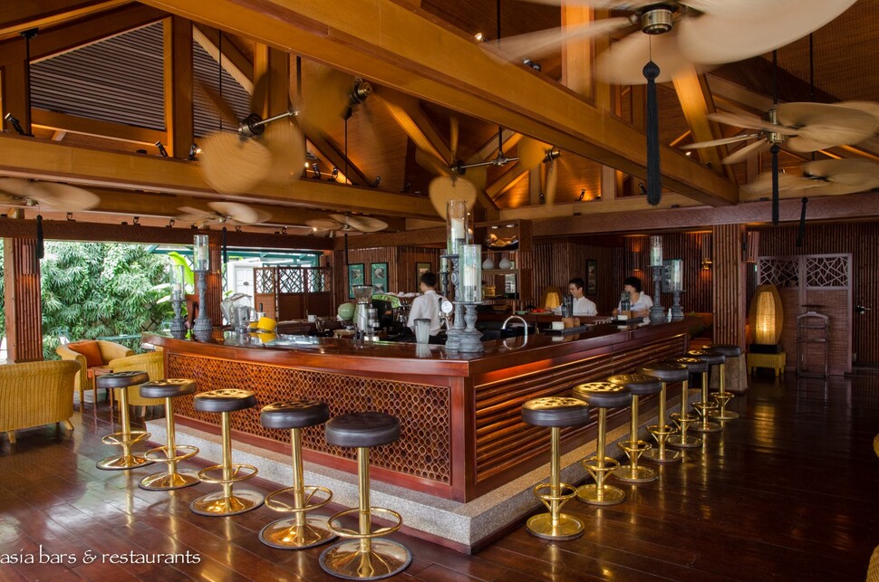 What’s Inside the 5 Best Cocktail Bars in Hanoi?